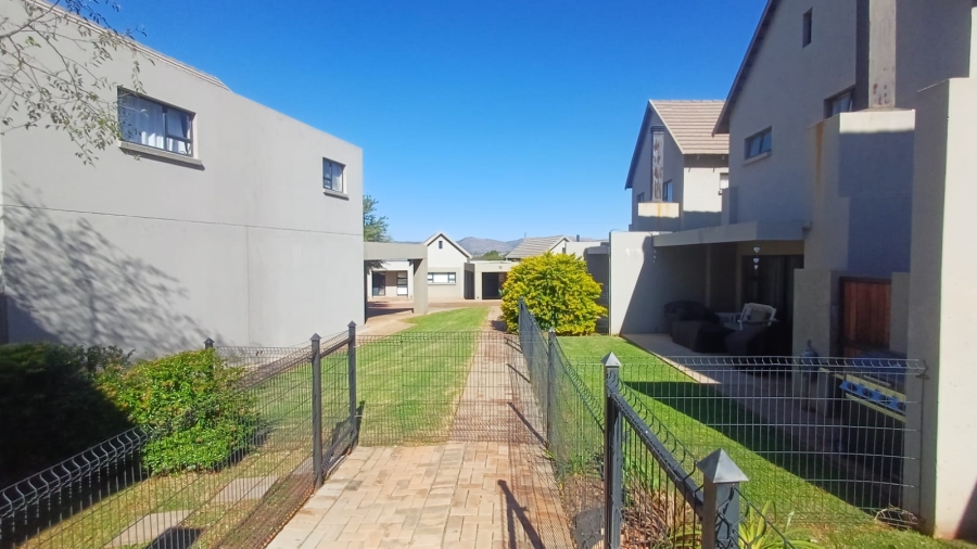 2 Bedroom Property for Sale in Leloko Lifestyle Estate North West